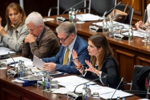 Luz verde definitiva del Cabildo a la revisi&oacute;n parcial del Plan Territorial Especial que ordena el corredor del tren que unir&aacute; la capital y el sur