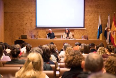 Bienestar Social forma a un centenar de profesionales sobre el sistema actual de protección de infancia y familias