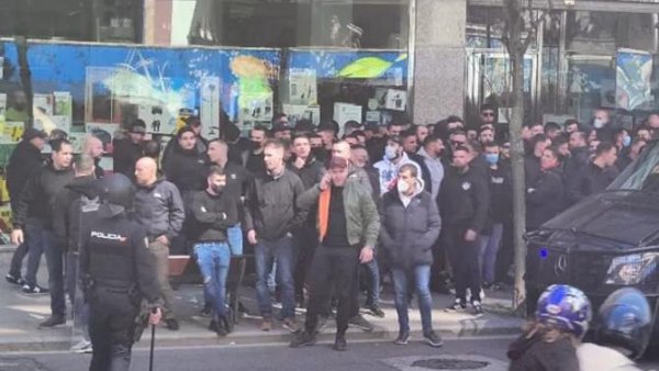 Varios aficionados del Celta son agredidos en los alrededores del estadio de Balaídos