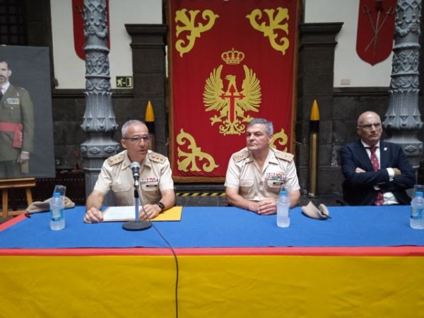 Conferencia de Juan José Laforet &quot;La Granadera Canaria. Hito de la Milicias Provinciales de Canarias&quot;