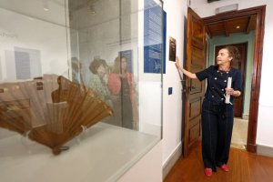 La exposición &#039;Tengo la mirada donde una araña teje&#039; saca a la luz el legado documental de Alonso Quesada