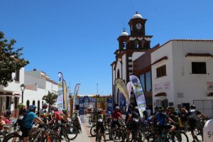 Artenara: El pasado viernes se dio el pistoletazo de salida a una nueva edici&oacute;n de la TransgrancanariaBike.