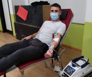 El ICHH promociona la donaci&oacute;n de sangre en el IES Tony Gallardo