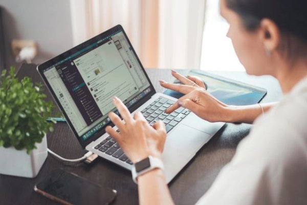 El SCE subvenciona programas para la inserción laboral de las mujeres en los pequeños municipios de Canarias