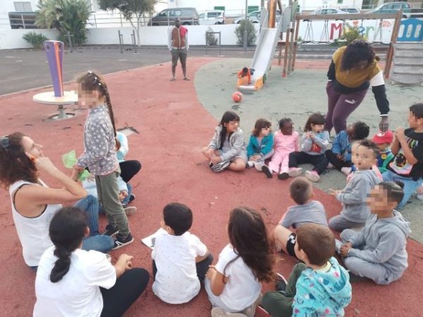 El premio Joven Canarias 8 Islas reconoce la labor social en Lanzarote de la asociación «La vida es Zuaina»