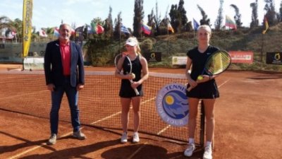 Francisco Castellano visita la Gran Canaria Yellow Bowl, que se celebra la Tennis Acadamy El Cortijo