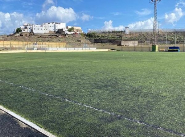 Arucas: Licitación de la sustitución del césped del campo de fútbol Manuel Pablo de Bañaderos