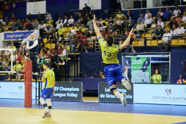 Voleibol: El CV Guaguas derrota a los Checos y mantiene sus opciones en Europa