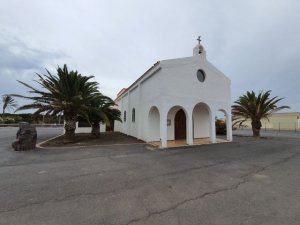 Contigo Puerto del Rosario denuncia el mal estado de la iglesia del Matorral