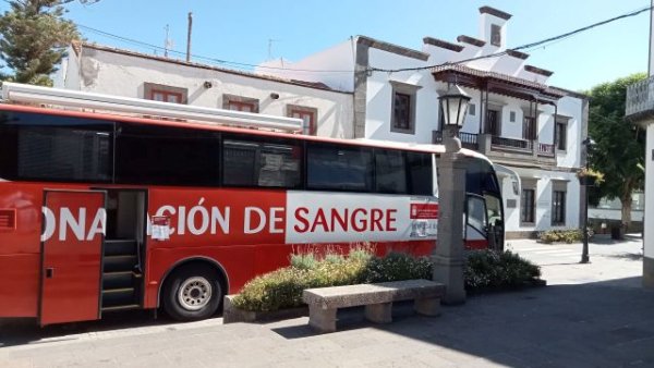 Una unidad móvil de Hemodonación y Hemoterapia lleva la donación de sangre hasta Moya