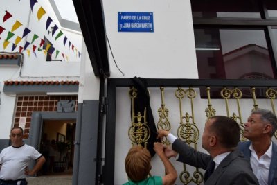 G&aacute;ldar inaugura el Paseo de la Cruz de Juan Garc&iacute;a Mart&iacute;n en Barrial