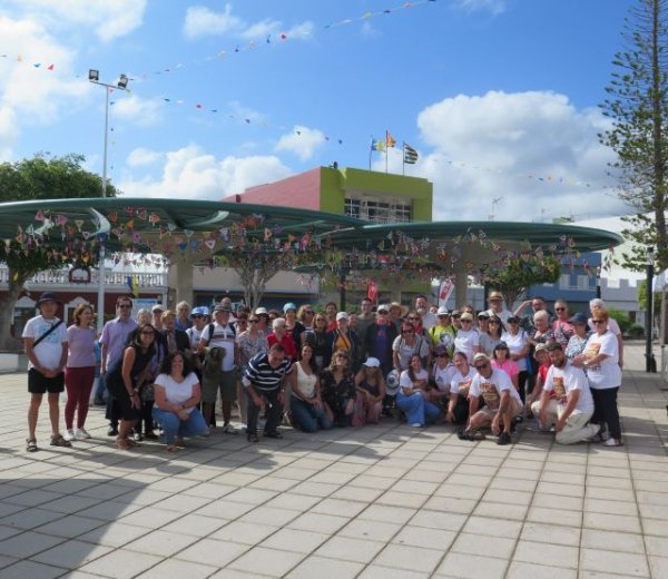 La Plaza de La Atalaya acogió el II Encuentro de Mayores con la participación de vecinos de Guía y Gáldar