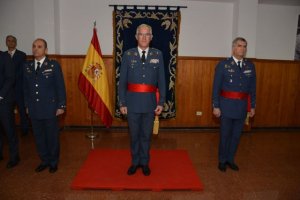 El teniente general S&aacute;nchez de Lara preside la toma de posesi&oacute;n del general de brigada Carrillo Cremades del MACAN