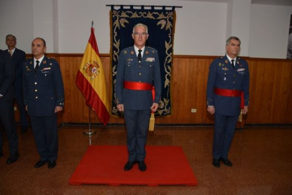 El teniente general Sánchez de Lara preside la toma de posesión del general de brigada Carrillo Cremades del MACAN