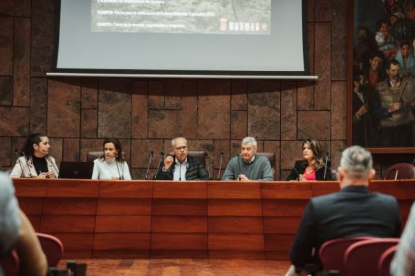 La Gomera: El Cabildo coordina con el sector empresarial el nuevo calendario de acciones de dinamización comercial