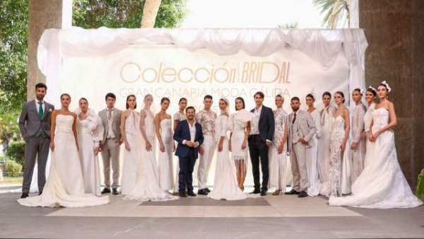 De Barcelona a Gran Canaria: la última colección nupcial de Oswaldo Machín vuelve a la pasarela