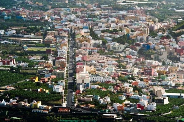 Vivienda abona las ayudas complementarias de 30.000 euros a otras 24 familias palmeras que perdieron sus casas