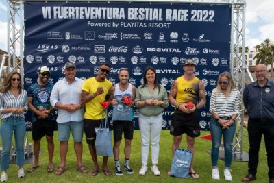 El guíense Manuel Luján y Beatriz Rubio, campeones de la Bestial Race de Fuerteventura 2022