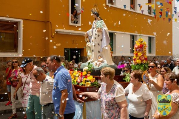 Gáldar: Barrial se echa a la calle para mostrar su gran devoción por Nuestra Señora de Los Desamparados