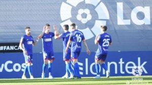 LaLiga SmartBank seguir&aacute; jug&aacute;ndose durante el Mundial de Qatar