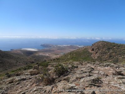 Valleseco culmina su temporada de senderismo con una ruta costera por Gáldar