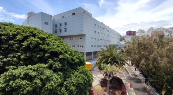 El Hospital La Candelaria alcanza los 37 servicios y unidades acreditados por su calidad