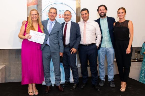 La Unidad de Cirugía Bariátrica y Metabólica del Hospital Dr. Negrín, distinguida como centro de excelencia