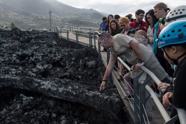 Un paseo entre estrellas y volcanes de Canarias