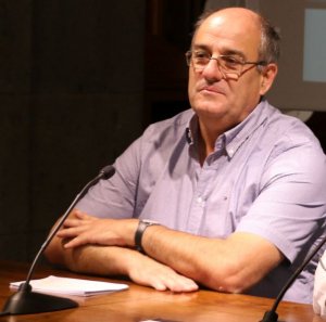 Nilo Palenzuela clausura el seminario ‘El Modernismo y la Vanguardia en Gran Canaria’ en Moya