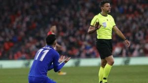 El Getafe clama contra la actuaci&oacute;n de Gil Manzano en San Mam&eacute;s