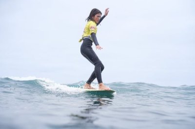 Surfing: Ginger Caimi y Nicolás García lideran el nacional de Longboard en Arucas