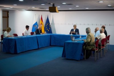 Rom&aacute;n Rodr&iacute;guez abre la puerta a prorrogar la devoluci&oacute;n del impuesto del combustible profesional tras 2022