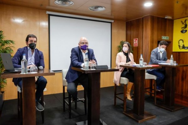 Comercio de Canarias, ULL y ULPGC formarán a 200 empresarios en la digitalización de sus negocios