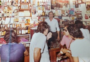 Gáldar: La A.V. “Amagro” de Barrial reconocerá la labor de los bares y cantinas de antaño en las fiestas