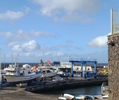 Eco&aacute;reas Mardetodos y Buenamar rinden homenaje a los pescadores de La Ti&ntilde;osa con una exposici&oacute;n sobre su labor