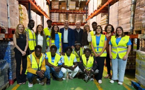 Gobierno de Canarias, ULPGC y Banco de Alimentos fomentan la inclusi&oacute;n de j&oacute;venes migrantes con formaci&oacute;n orientada