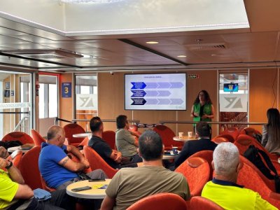 Fred. Olsen Express y la Asociaci&oacute;n Espa&ntilde;ola Contra el C&aacute;ncer se unen para concienciar a los j&oacute;venes sobre los efectos del tabaco