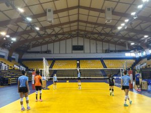 Voleibol: El Hidramar Gran Canaria busca consolidar su buen momento frente al Barça