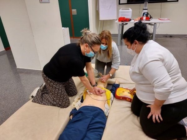 El Insular-Materno Infantil retoma de forma presencial el Aula de Reanimación Cardiopulmonar