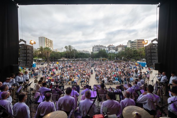 El festival Canariona vuelve a Santa Catalina para celebrar el Día de Canarias con las voces de José Vélez y Ptazeta