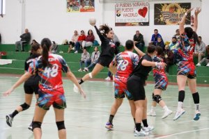 Balonmano Femenino: El 3COM Squad Valsequillo roza el empate en un duelo lleno de emoción