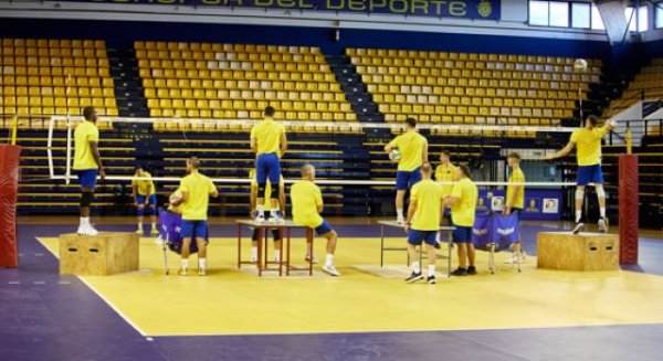 Voleibol: El CV Guaguas se prepara con vistas a la Copa Ib&eacute;rica