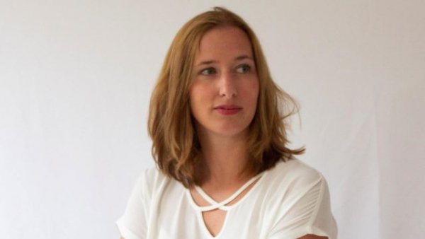 La escritora Marta Barrio habla de Almudena Grandes en el Taller Literario sobre la autora madrileña en la Casa-Museo Pérez Galdós