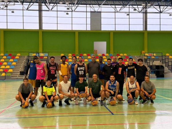 La Aldea de San Nicol&aacute;s impulsa el deporte base con una exitosa jornada de Iniciaci&oacute;n al Baloncesto FIBA 3x3