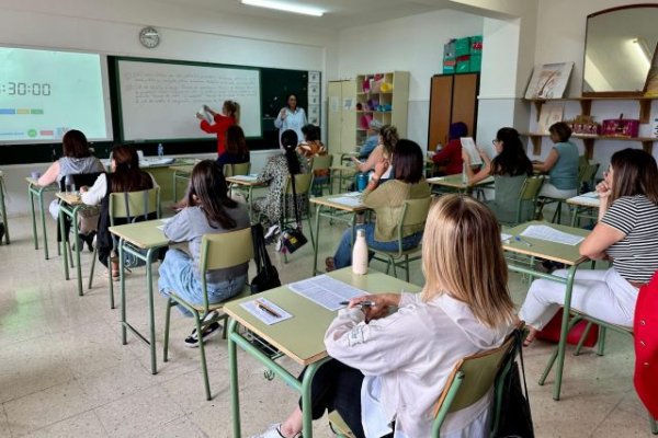 Educaci&oacute;n celebra los primeros ex&aacute;menes de la FP virtual, modalidad pionera en las islas