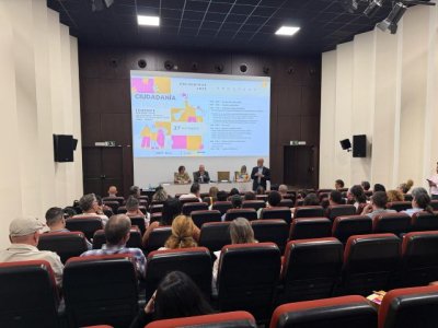 La Consejería de Presidencia fomenta la participación ciudadana en un encuentro en Tenerife