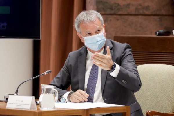 Obras P&uacute;blicas planifica la ampliaci&oacute;n del contradique del muelle de Tazacorte con una inversi&oacute;n de 3,2 millones