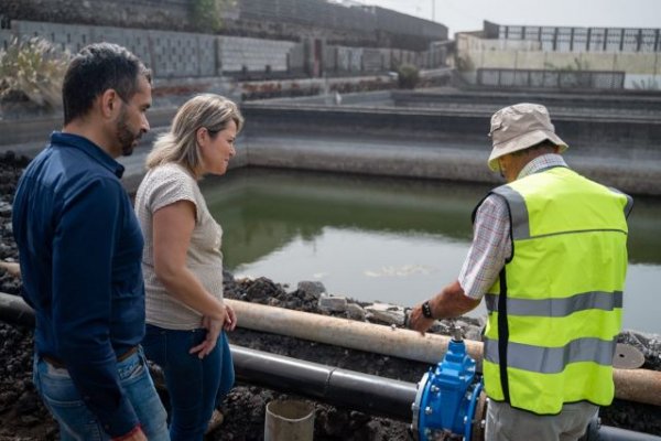 La obra de riego de San Isidro entra en funcionamiento y posibilita el riego en las zonas aisladas por las coladas
