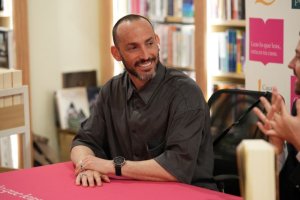 Quique Guijarro presentó el pasado sábado en la Casa del Libro “La vida según Pelayo”
