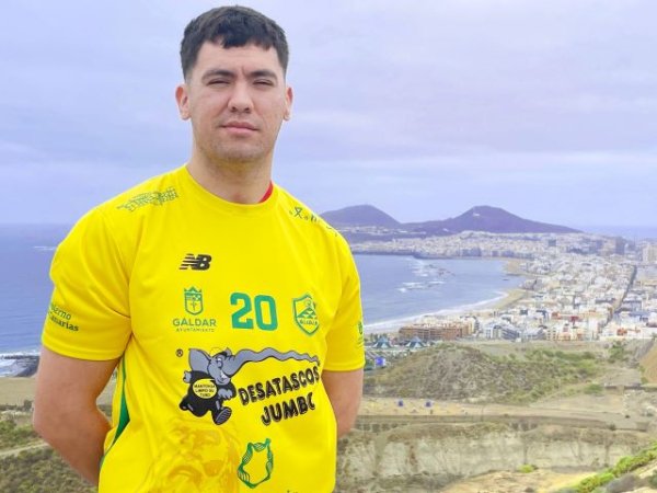 El internacional chileno Benjamín Illesca nuevo fichaje para el Desatascos Jumbo Balonmano Gáldar